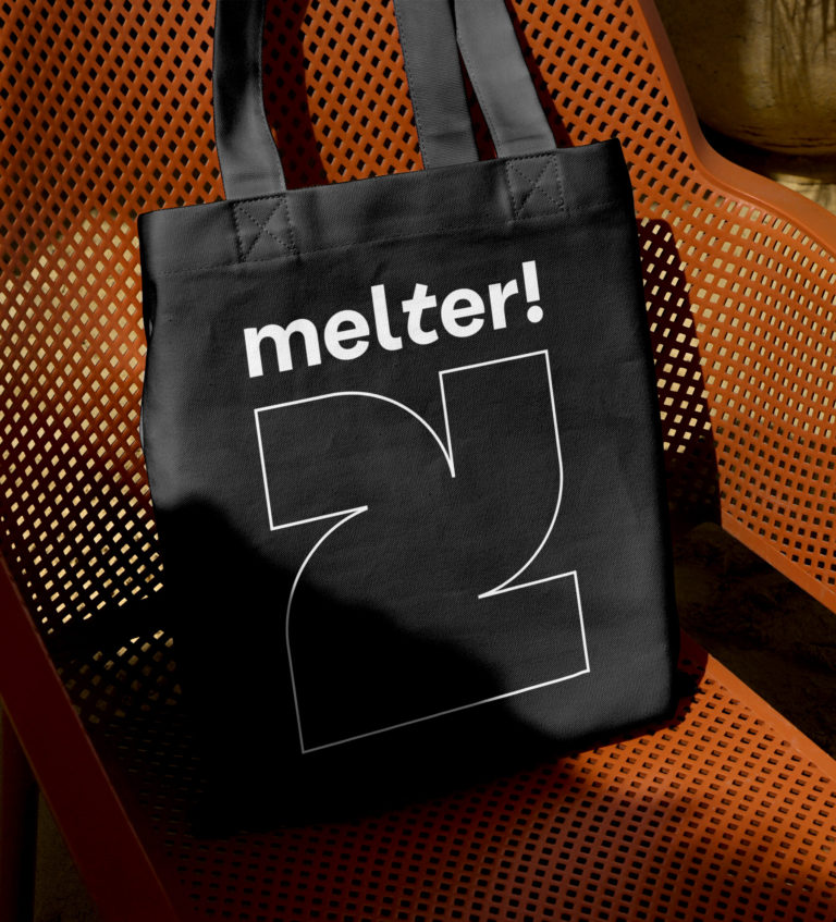 Tote bag noir avec le logotype Melter!